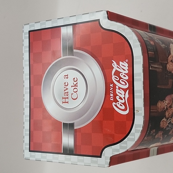 2003 Coca Cola Slanted Lid Tin - Picture 9 of 9